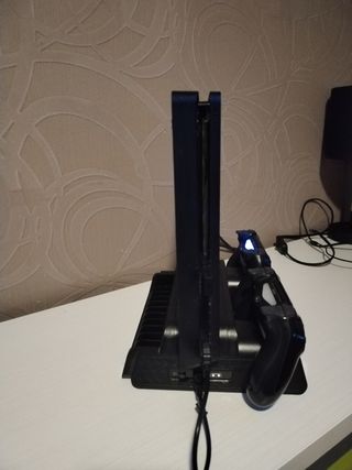 Dos pley  4  completamente iguales  200 € cada una