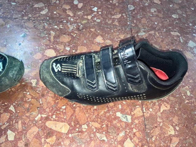 Zapatillaa ciclismo cala