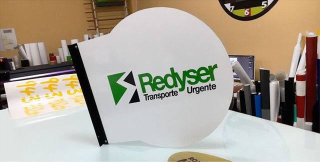 Banderola redonda sin luz