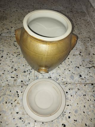 Jarra antigua de aceite