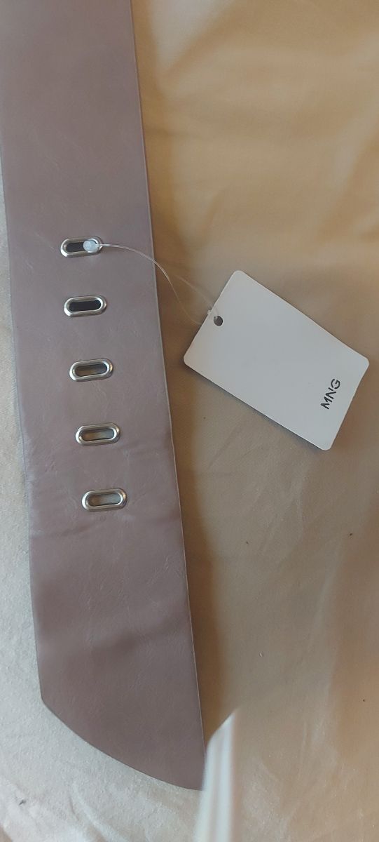 Cinturon Mango color topo. Talla M, 85.