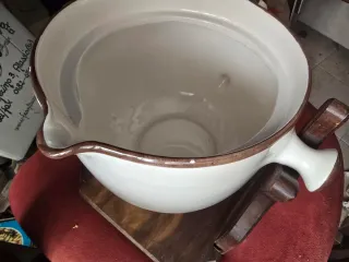 antico catino per toilette da camera