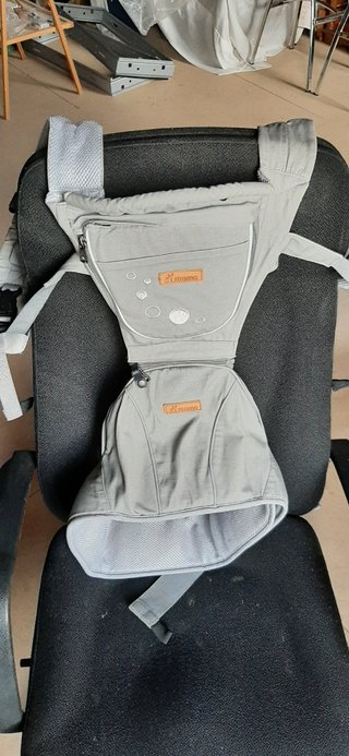 Mochila canguro