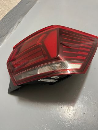 Faro VW Polo 