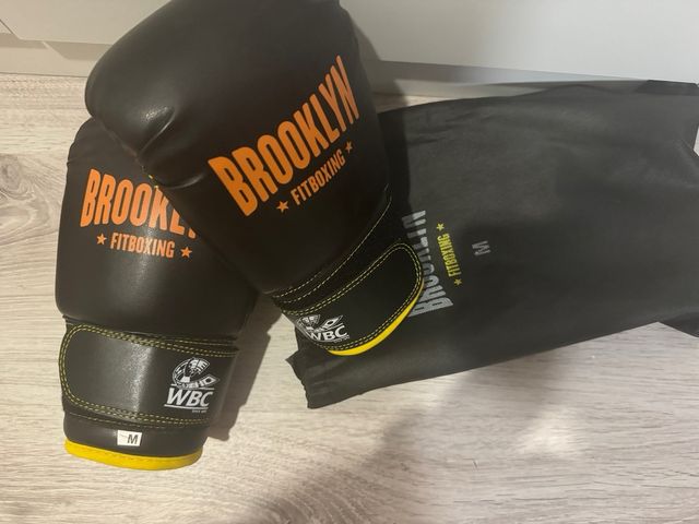 URGE!! Guantes boxeo talla M brooklin mas vendas