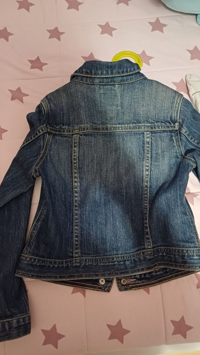 Cazadora vaquera niña