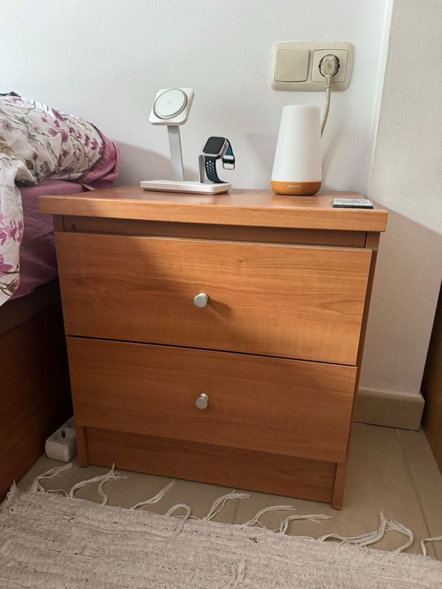 ¡¡OFERTA!! 2 Mesitas de noche impecables por 35€!