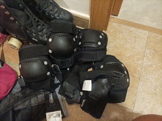 Patines cuatro ruedas , protectores y casco