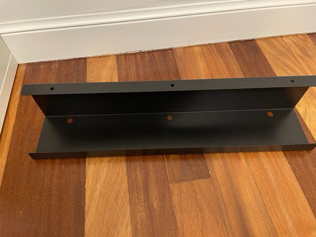 Bandeja portacables escritorio