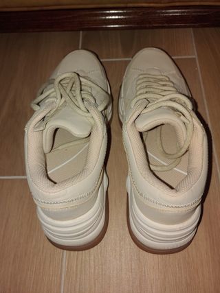 ZAPATILLAS DE MUJER O NIÑA BLANCA BEIGE 