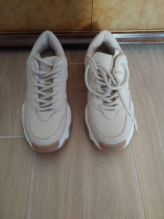 ZAPATILLAS DE MUJER O NIÑA BLANCA BEIGE 