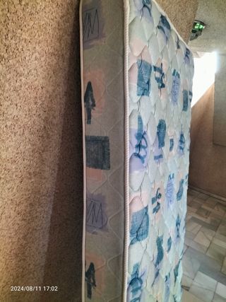 Somier 90 más colchón