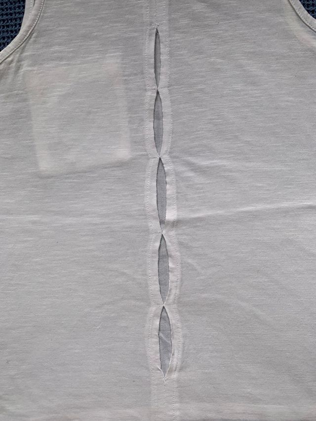 Camiseta tirantes piña