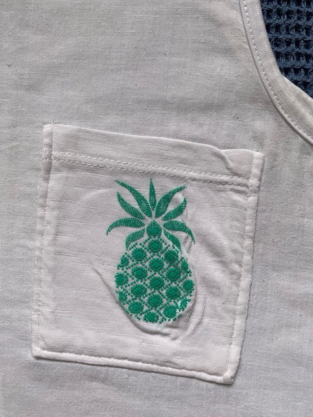 Camiseta tirantes piña