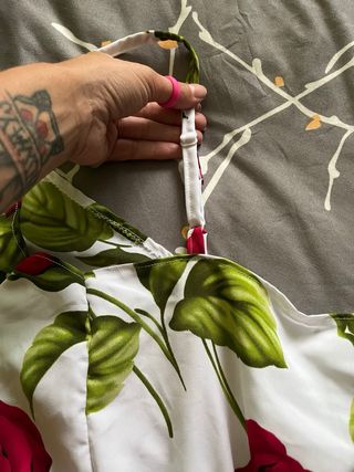 Mono de vestir corto de flores