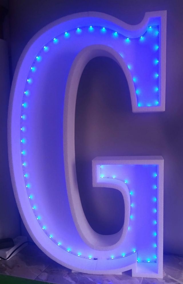 Letras luminosas bodas Iniciales grandes novios