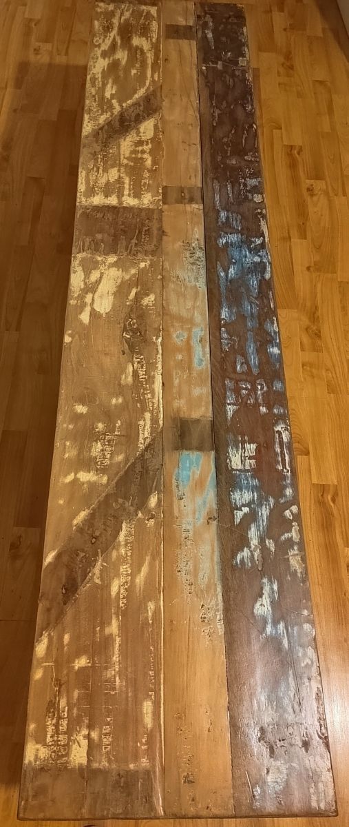 Banco vintage de madera y patas hierro