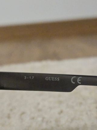 Óculos de Sol Guess (GU6907 01A)