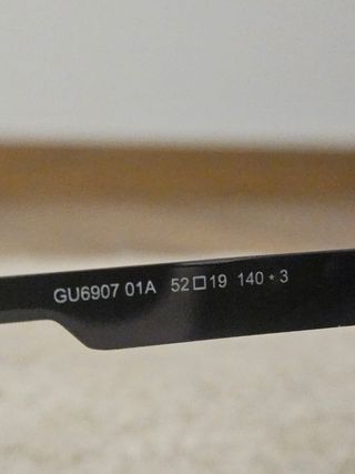 Óculos de Sol Guess (GU6907 01A)