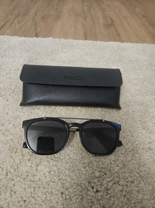 Óculos de Sol Guess (GU6907 01A)