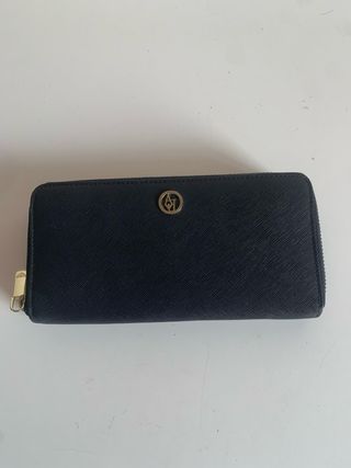 Armani cartera de cuero.