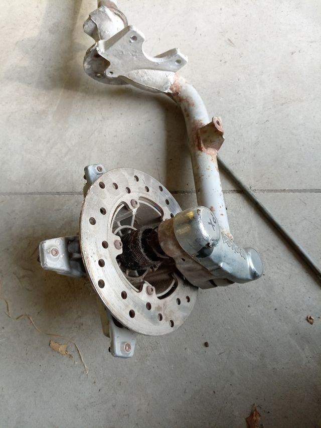 Forcella piaggio vespa px 125 150 disco