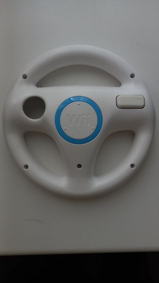 Volantino Wii e 2 gusci in silicone