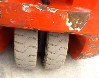 CARRETILLA ELEVADORA ELECTRICA BATERIA