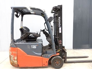 CARRETILLA ELEVADORA ELECTRICA TORO TORITO