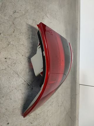 🟢PILOTO TRASERO DERECHO OPEL ASTRA F