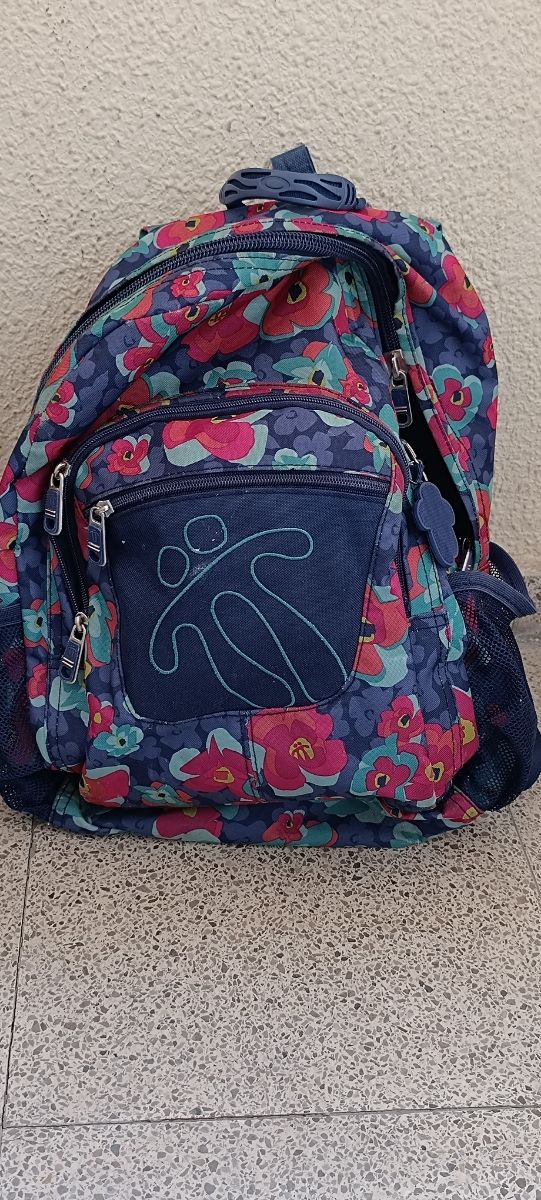 Mochila escolar con ruedas