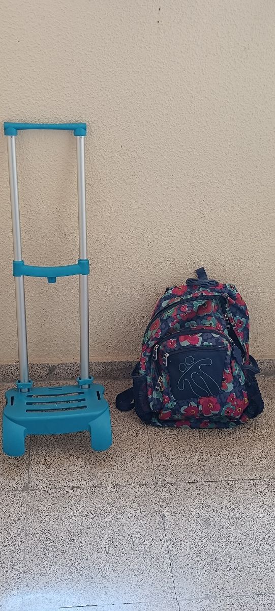 Mochila escolar con ruedas