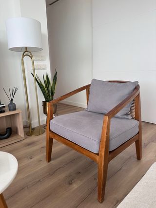 Sillón de Madera y Ratán