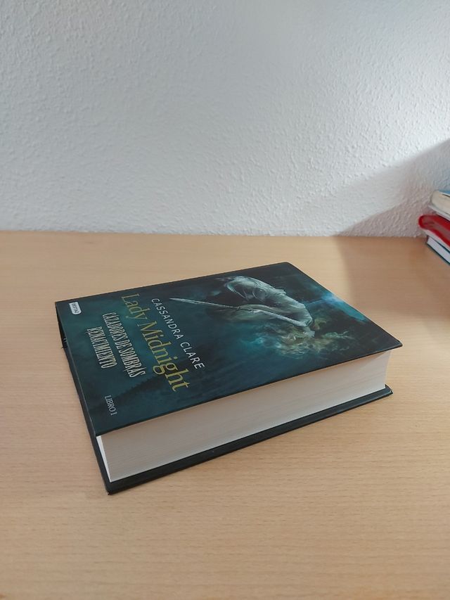 Cazadores de sombras renacimiento