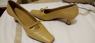 Zapatos mujer vestir.18€ c/u