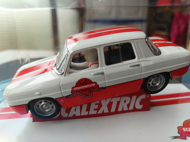 SCALEXTRIC CLUB Renault 8