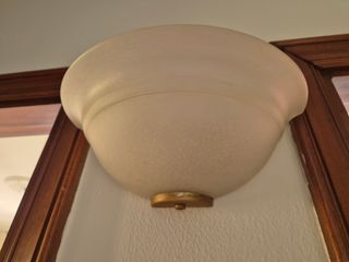 Due lampade a muro