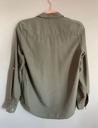 Camisa verde Stradivarius