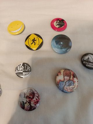 Chapas, broches , pins