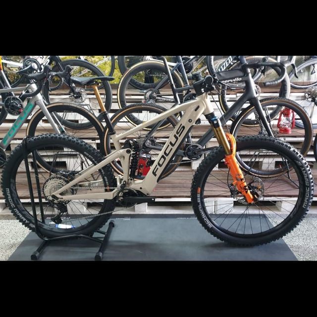 BICICLETA ELECTRICA FOCUS SAM² 6.9 M kashima