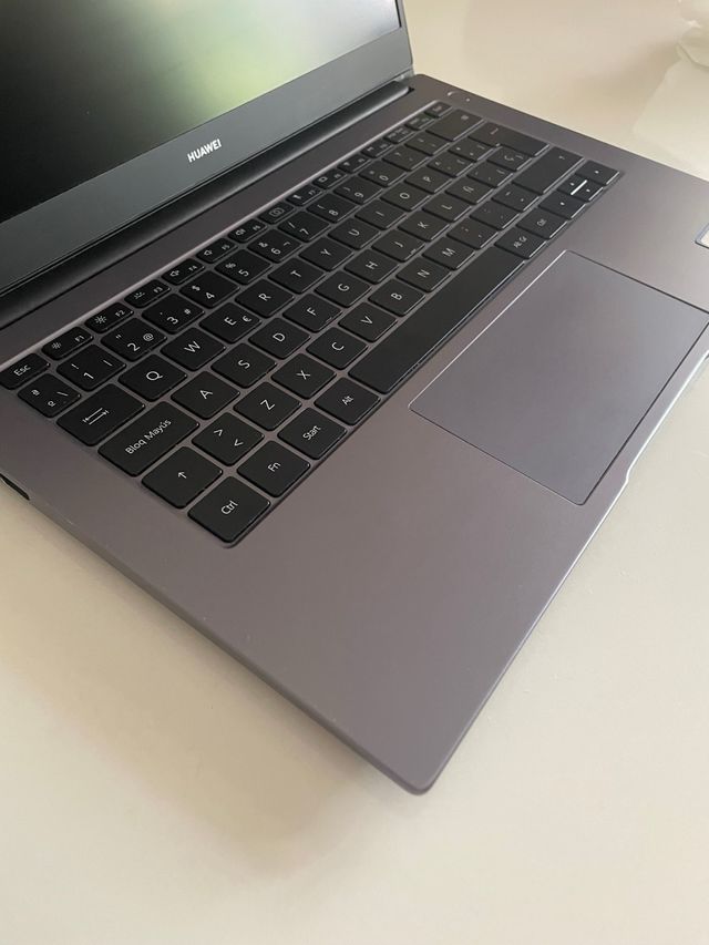 Portatil Huawei Matebook D14