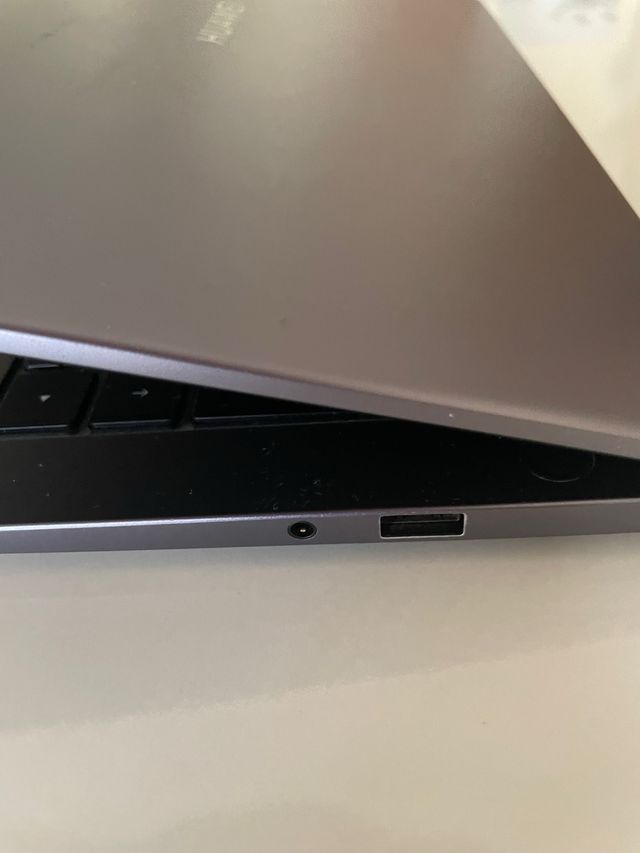 Portatil Huawei Matebook D14