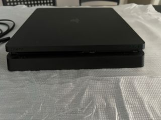 Play Station 4 slim de 1 TB