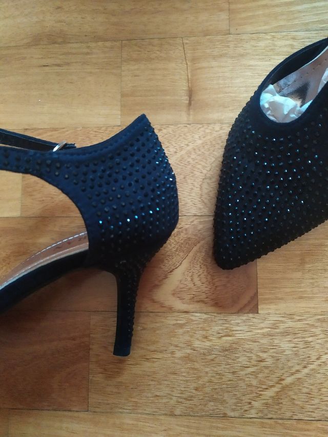 Scarpe eleganti donna, numero 38, Beltran