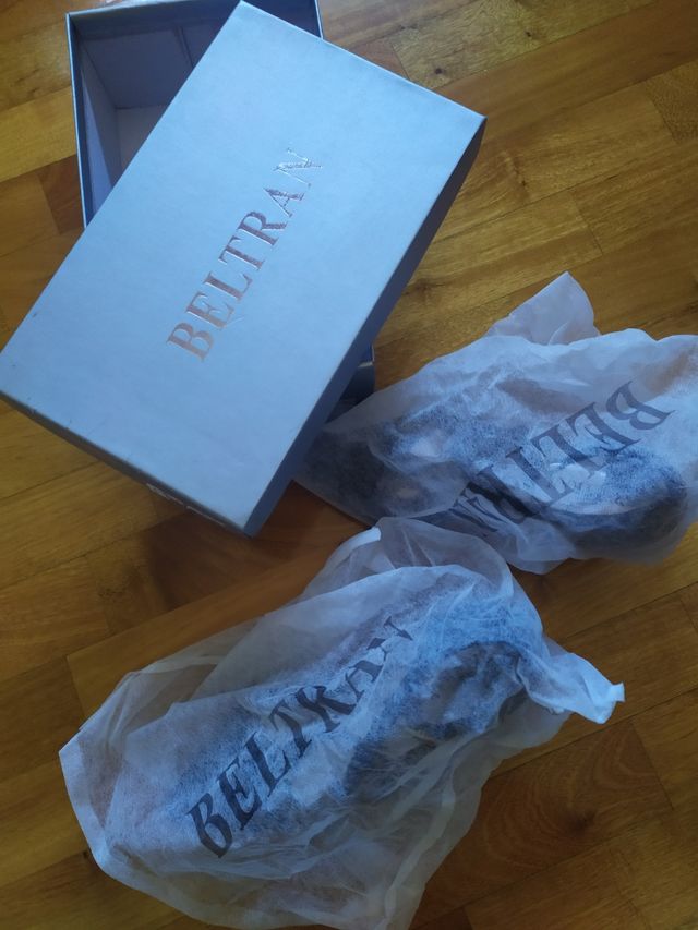 Scarpe eleganti donna, numero 38, Beltran