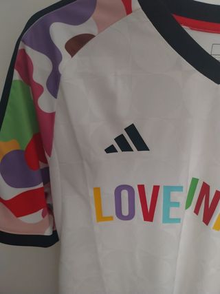 Camiseta Adidas 