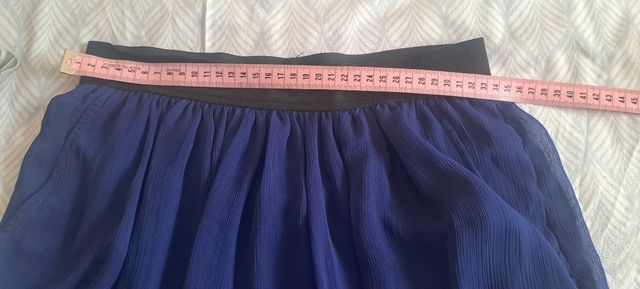 Falda de gasa azul con forro