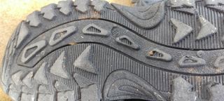 Botas charol de pelito por dentro  n 39