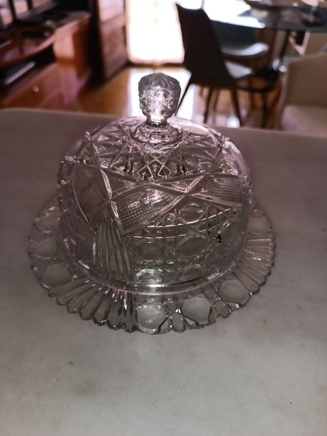 Bombonera antigua cristal tallado