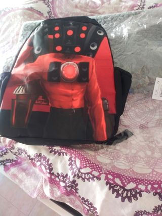 Mochila escolar nueva 